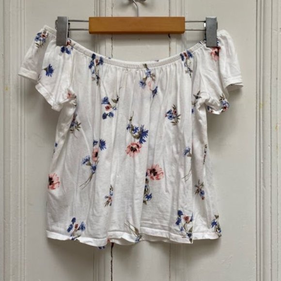 White Floral Off Shoulder Top - Picture 2 of 4